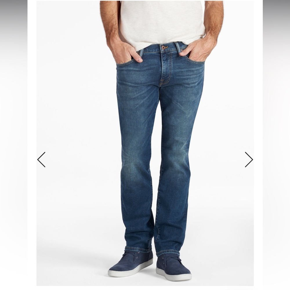 Luck Brand 221 Straight Jeans 30 Waist | 32 Length